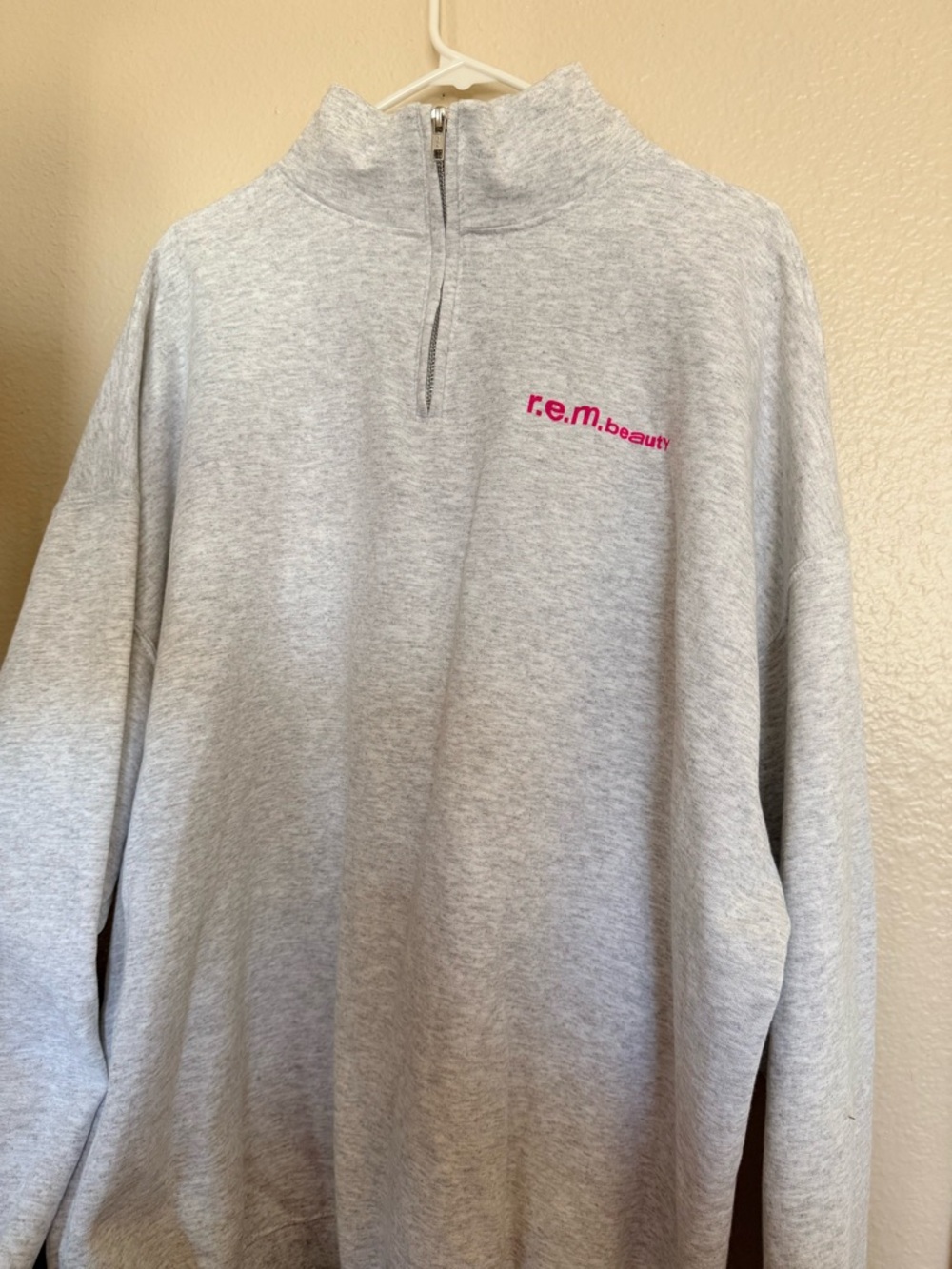 r.e.m.beauty Women's Gray Quarter-Zip Crewneck Sweater